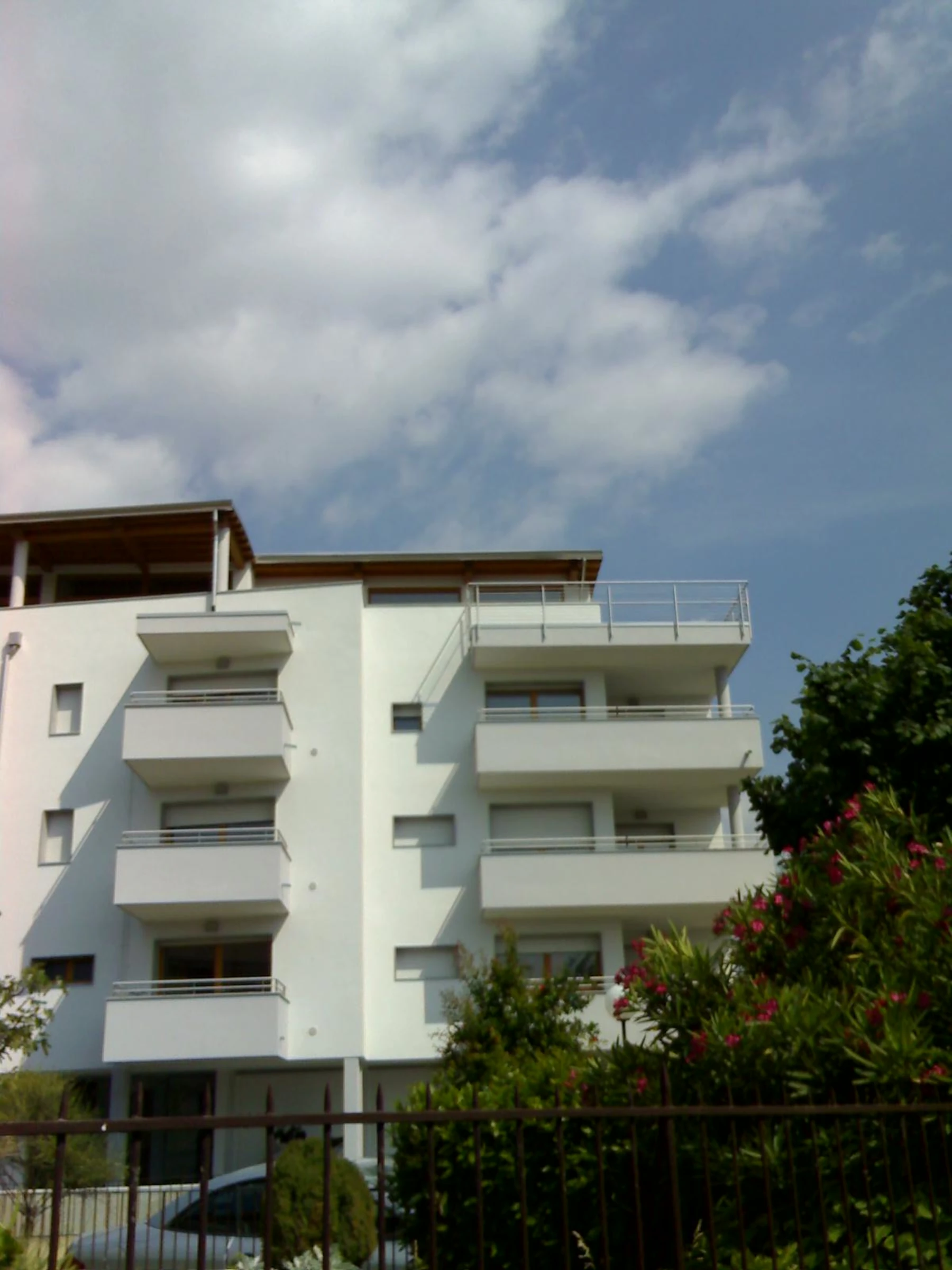 Parapetti in inox su terrazzi condominio